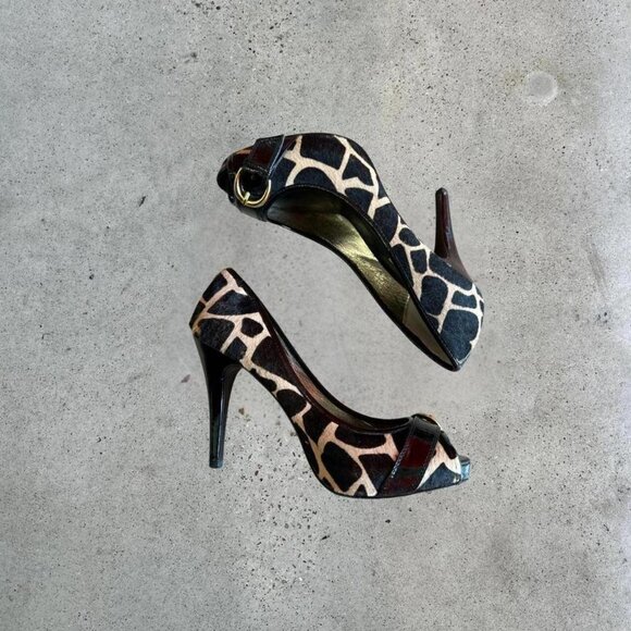 2000s Giraffe print peep toe heels - Picture 1 of 8